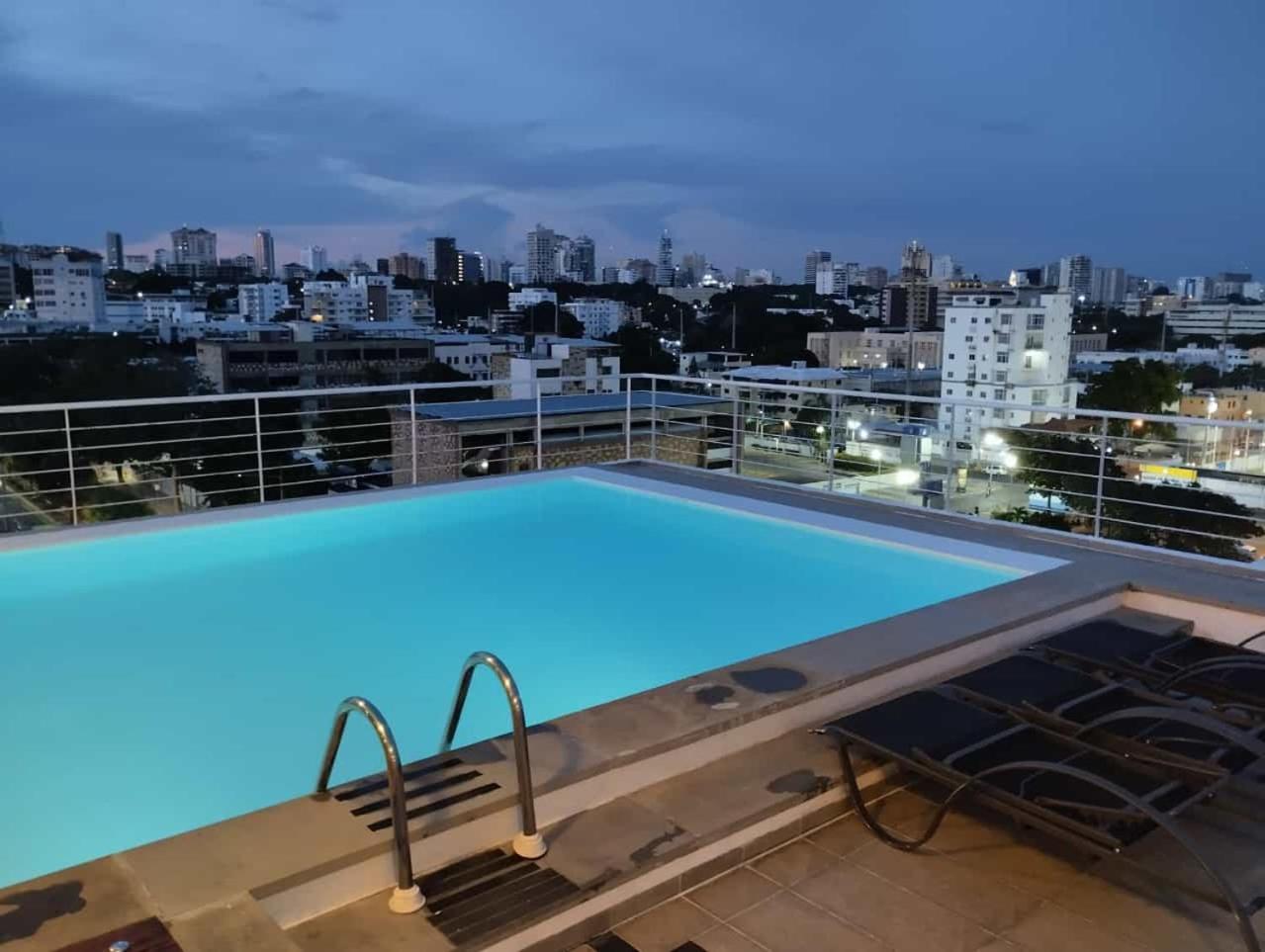 Lincoln Suite Pool - Gym - Sauna Santo Domingo Exteriér fotografie